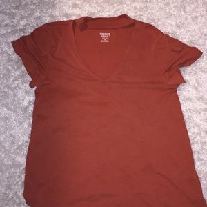 Burnt orange t- shirt!